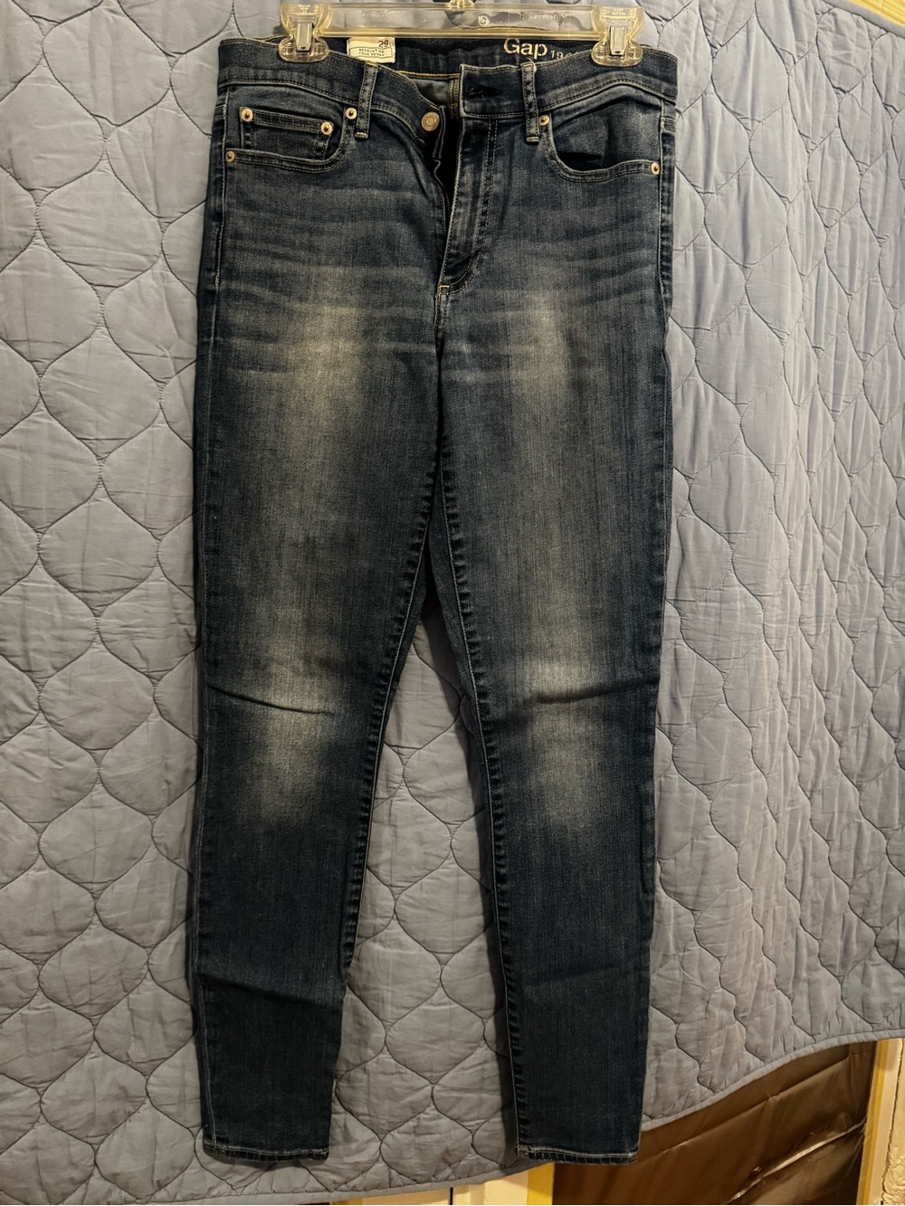 GAP Women's Skinny Jeans in Washed Dark Blue
